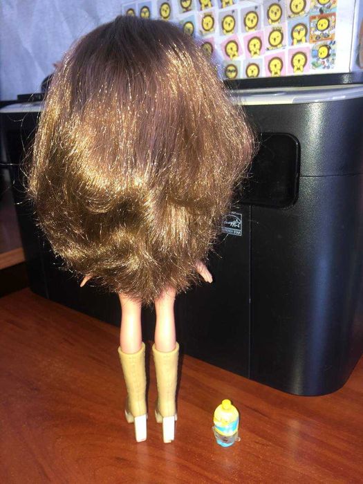 кукла Bratz  Ясмин