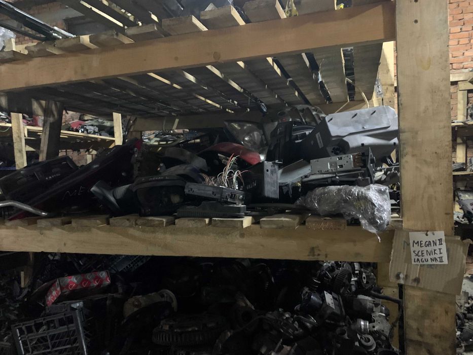 Розборка Renault Laguna 2 Лагуна 1.8 1.9 2.0 2000-2007 Разборка