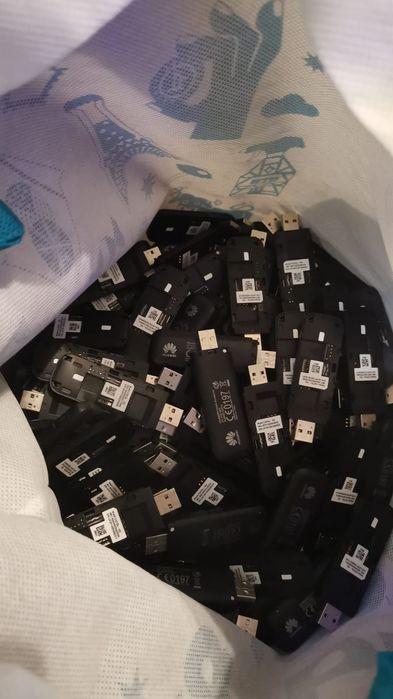 Huawei E3372 модем