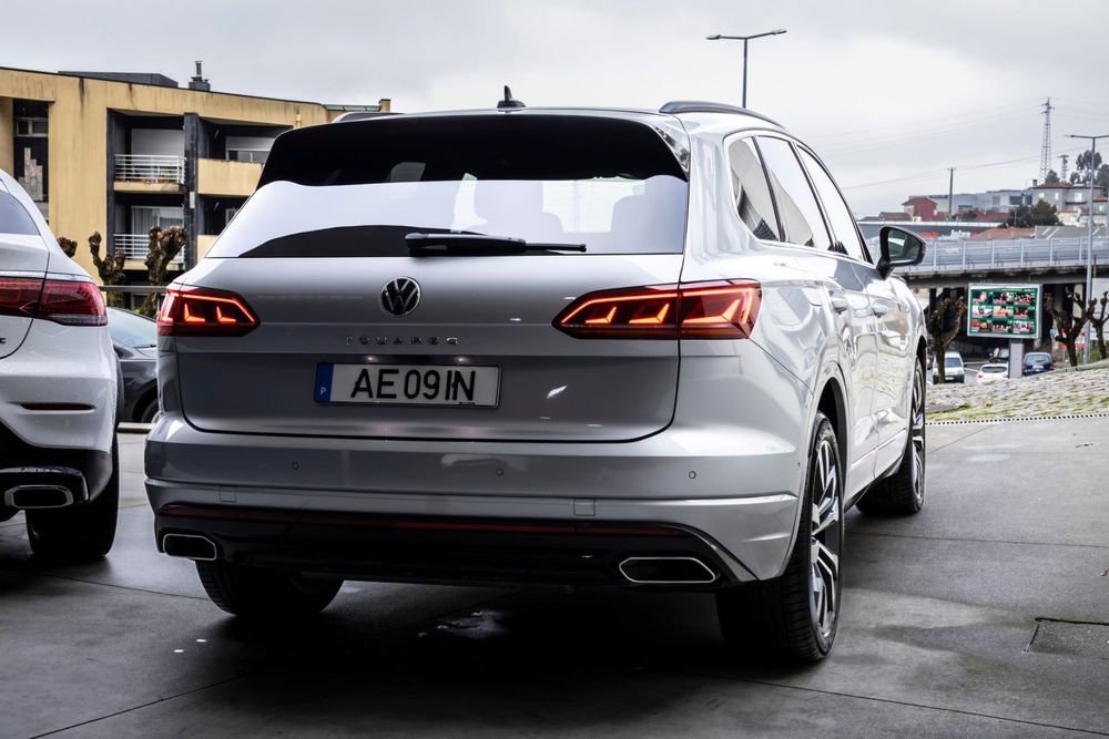 VW Touareg 3.0 TDI V6 R-Line