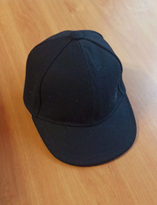 Jesienna czapka z daszkiem