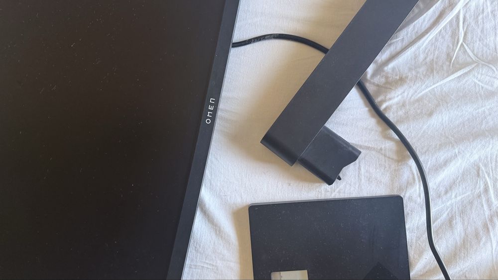 Monitor HP Omen 24” 165Hz – Como Novo / Gaming