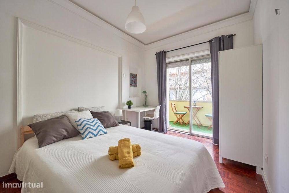 Quarto - localizado em Marquês de Pombal Lisbon
