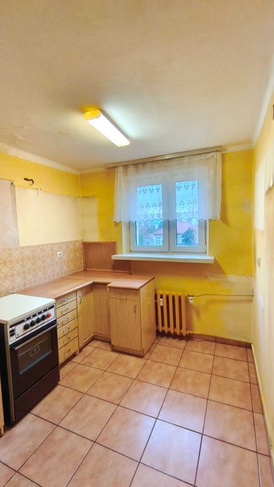 Jasło, ul. Ujejskiego, mieszkanie 3 pokojowe, 48,6 m2, 2 piętro