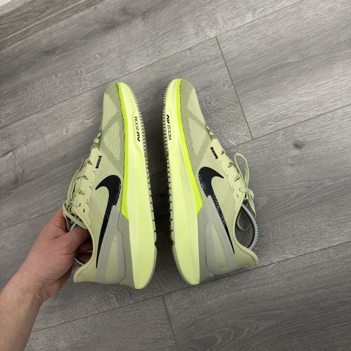 Nike air zoom structure 25