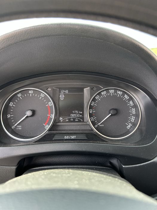 Skoda rapid 2017 1.6