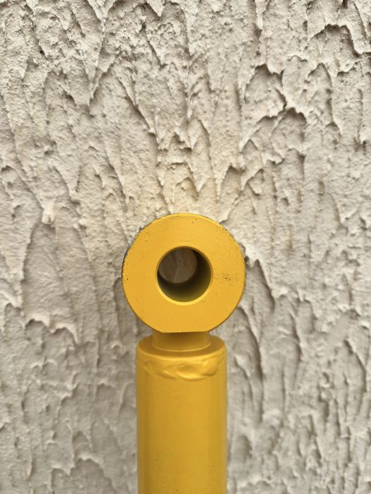 Продам Гідроциліндр на кун деліф 1800 новий