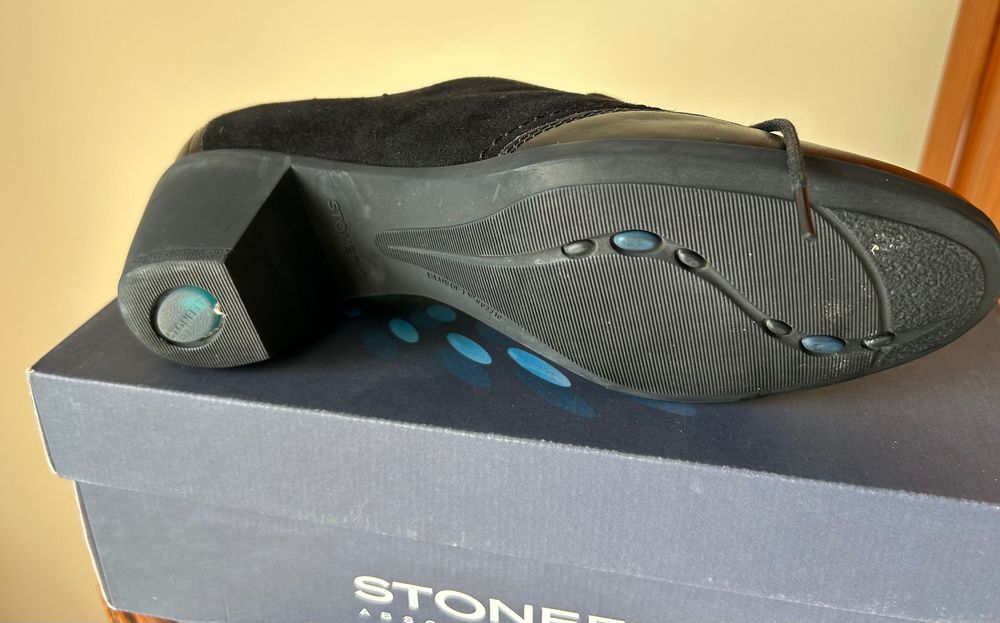 Sapatos de senhora camurça/pele