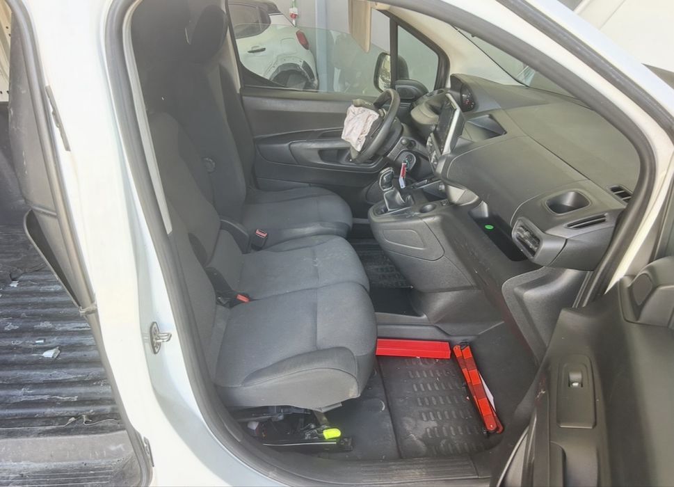 Peugeot Partner Standard  Premium Longa  1.5 BlueHDI  Longa. de 2019