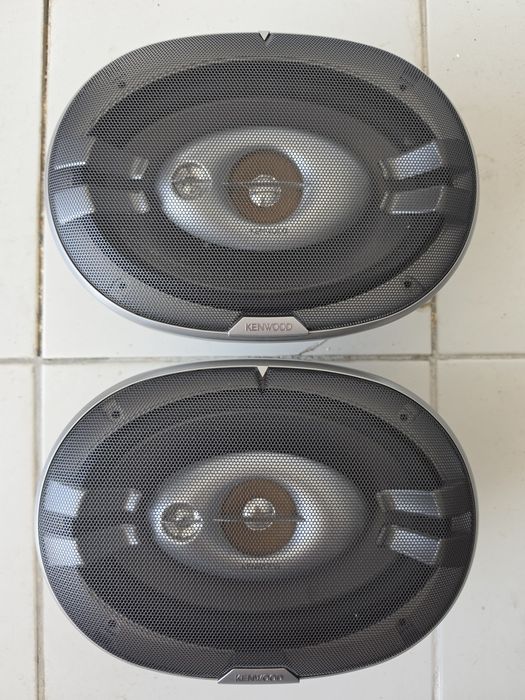Sistema de som completo para carro