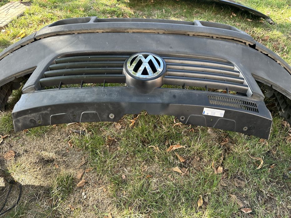 Бампер передній vw T5