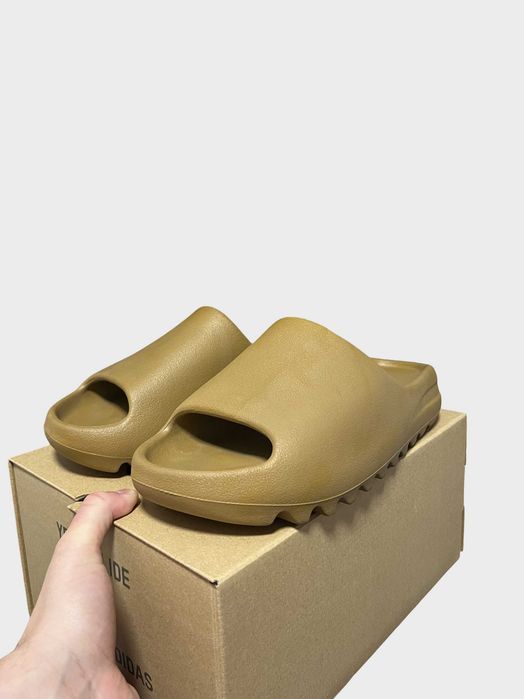 Klapki Yeezy Slide Ochre 43 Nowe/DS