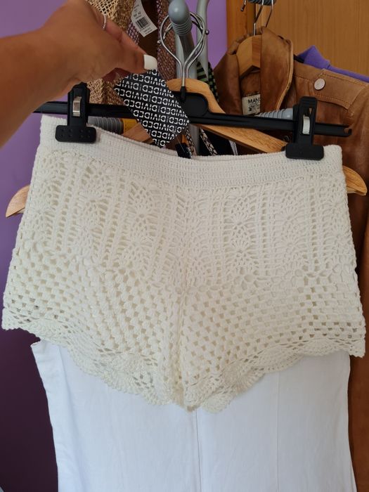 Calcao branco de renda