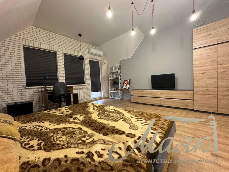 Затишний, ексклюзивний будинок в с-щі Володимирівське.