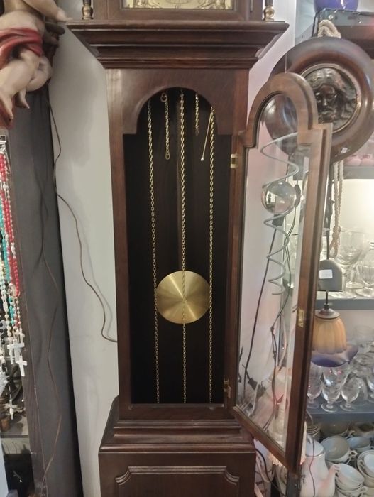 RELÓGIO Pé alto da marca Portuguesa REGULADORA com música Avé Maria