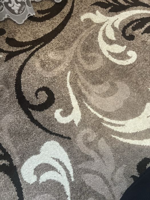 Продам різні килими