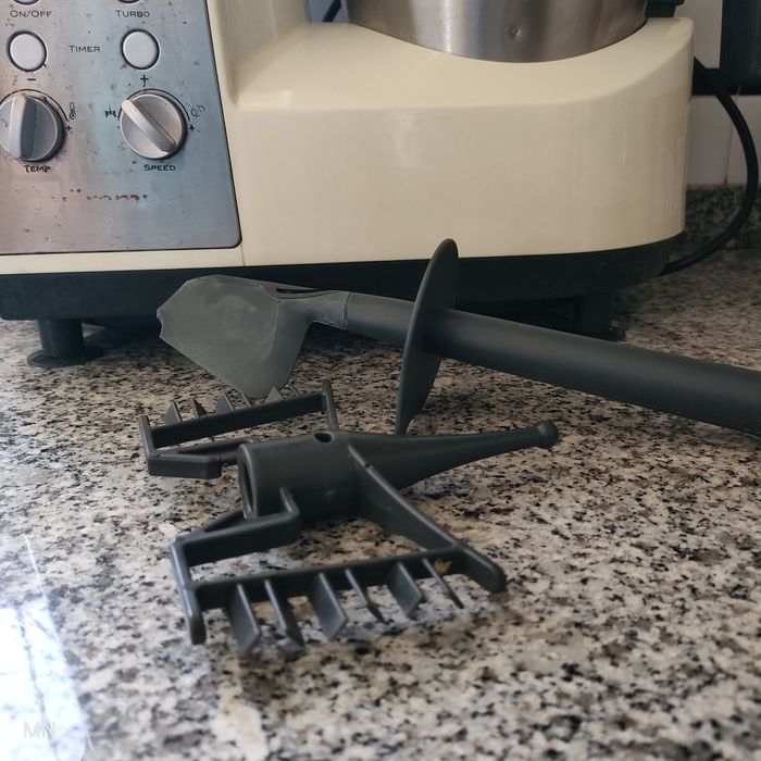 Yammi 1 com acessórios