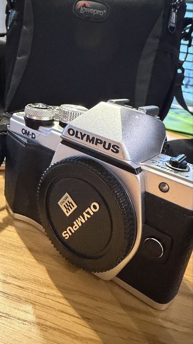 3140 migawek  Aparat Olympus OM-D E-M10 Mark