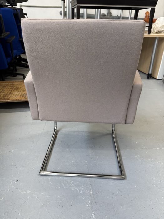 Fotel konferencyjny firmy Bejot