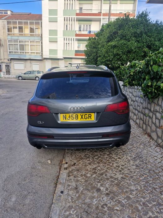Vende-se Audi Q7 TDI