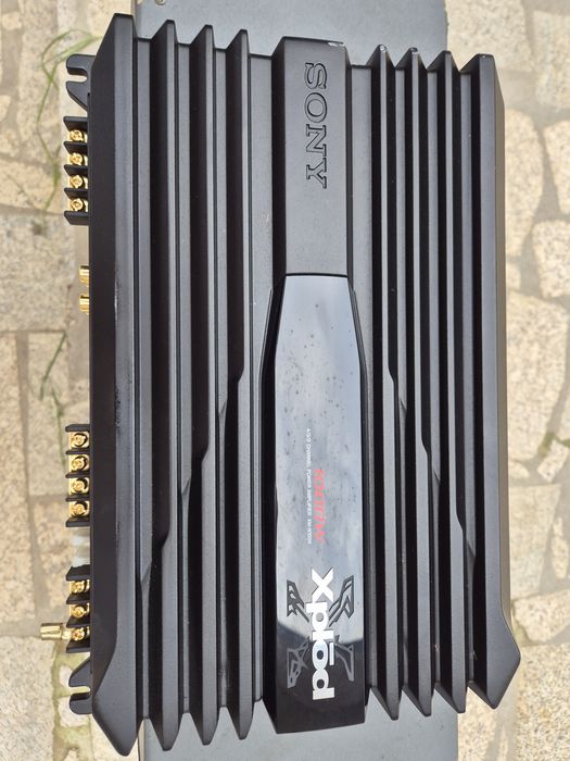 Amplificador Sony Xplod 1000w + Subwoofer 800w + cablagem toda.