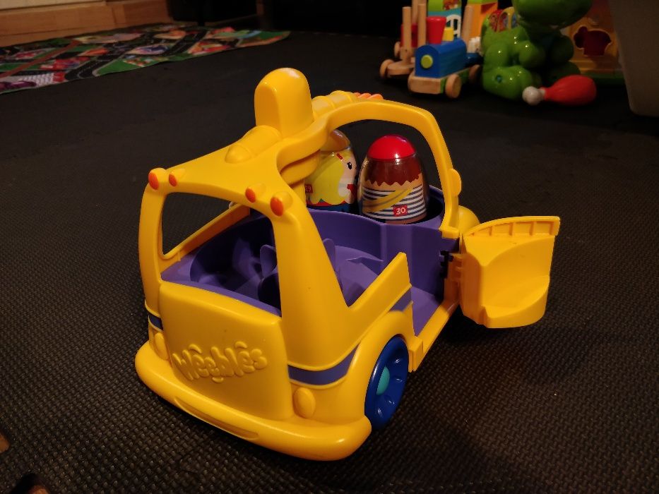 weebles bus