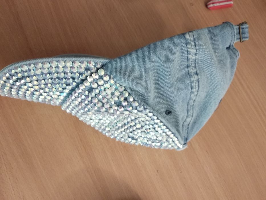 Новая кепка. Джинс