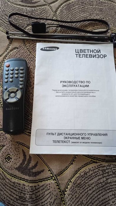 Телевизор Samsung кинескопный цветной рабочий