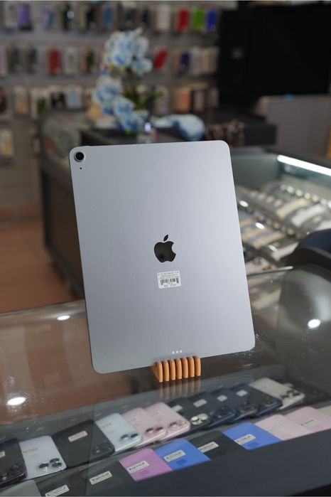 iPad Air 13” M3 256GB Space Wi-Fi Swap
