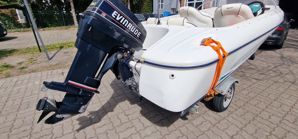 Bayliner Capri 1401 LS.