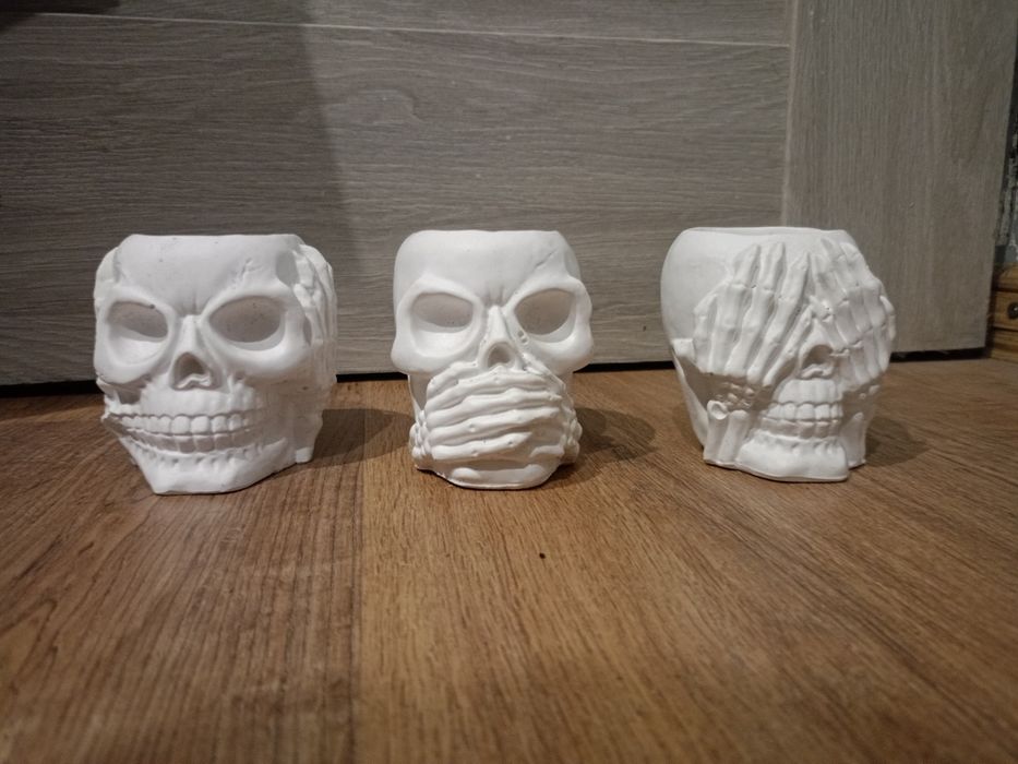 Trzy czaszki dekoracja