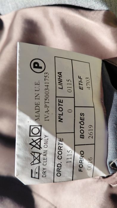 Fato clássico com colete