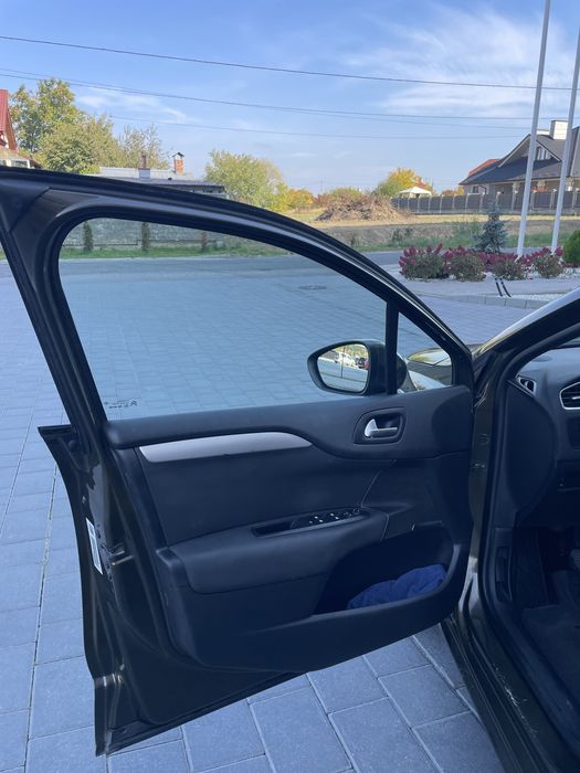 Citroen c4 2012 рік