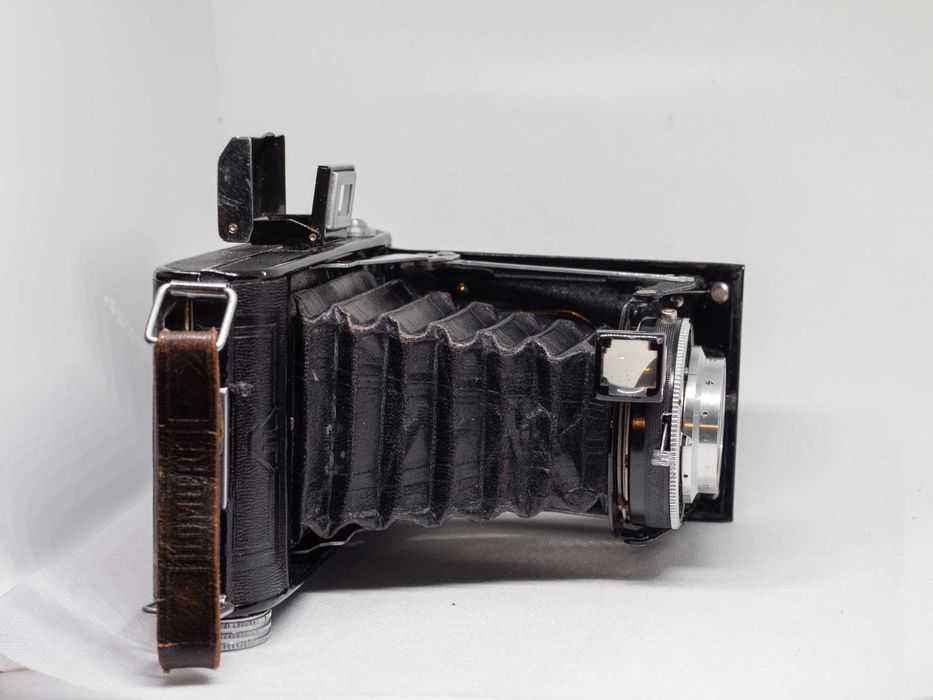 Lumiere Lumirex II Analog Folding Camera, 120mm64297885771010121