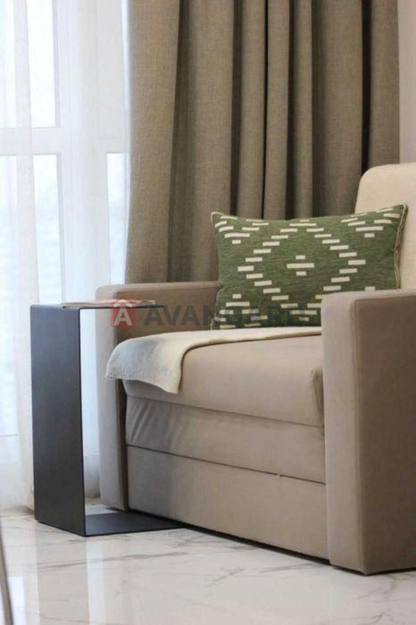 Стильна 1-км квартира з дизайнерським ремонтом у ЖК «Лебединий»