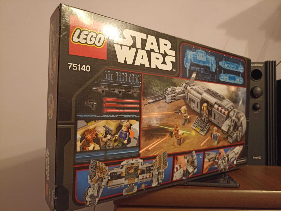 Конструктор лего 75140