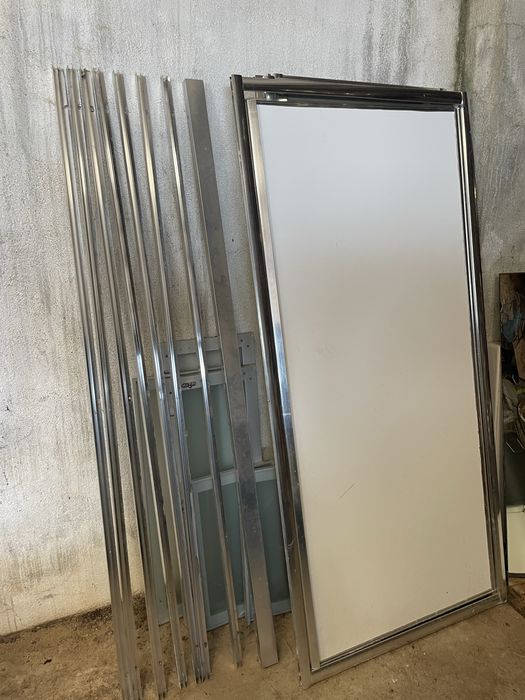 Cabine porta armacão de duche poliban