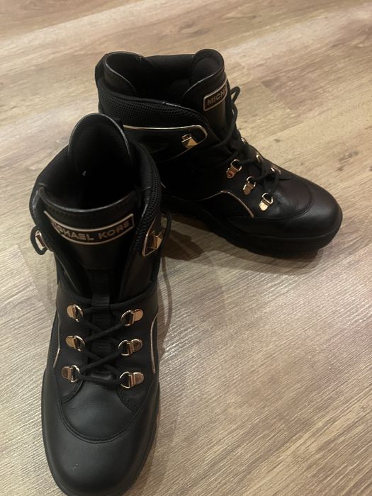 Ботінки шкіряні Michail  Kors