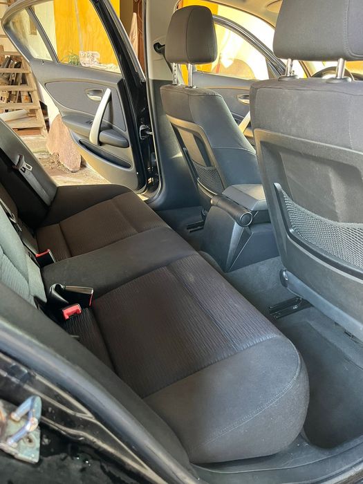 BMW série 116i Gasolina