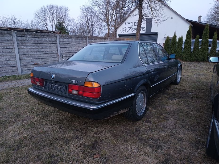 BMW E32 735i 1989rok