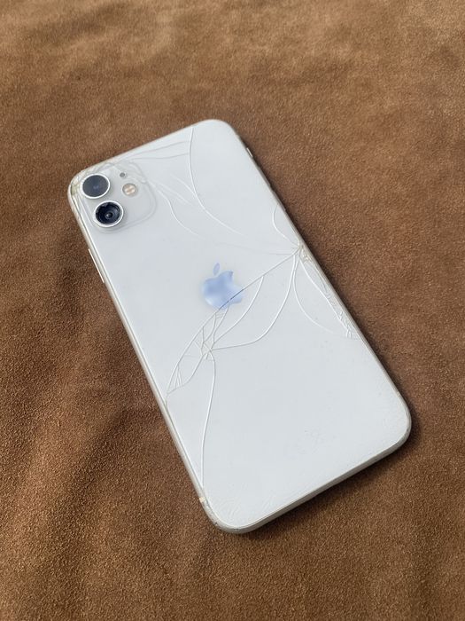 Apple Iphone 11 white