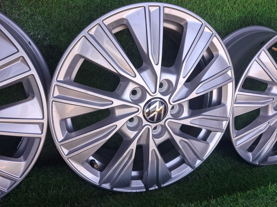 [K90] NOWE ALUFELGI 17'' 5x120 ORYGINAŁ VW T5,T6,Caravelle,Multivan.