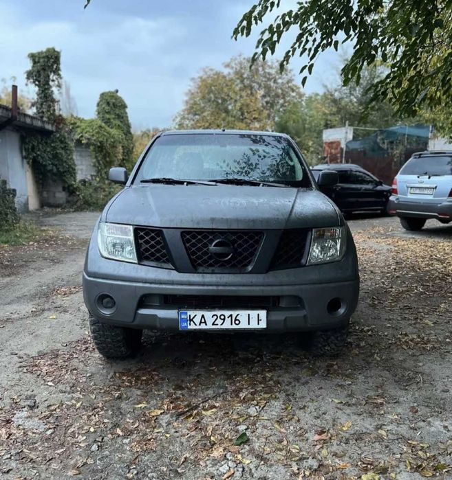 Продам nissan navara 2.5 дизель