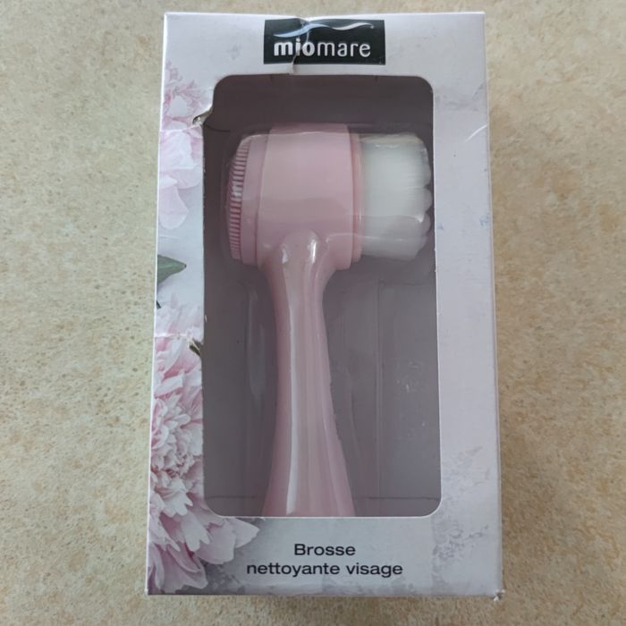 Щіточки-масажера для вмивання обличчя miomare