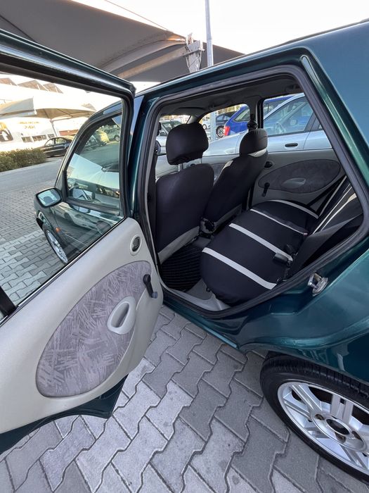 Ford Fiesta 98 verde