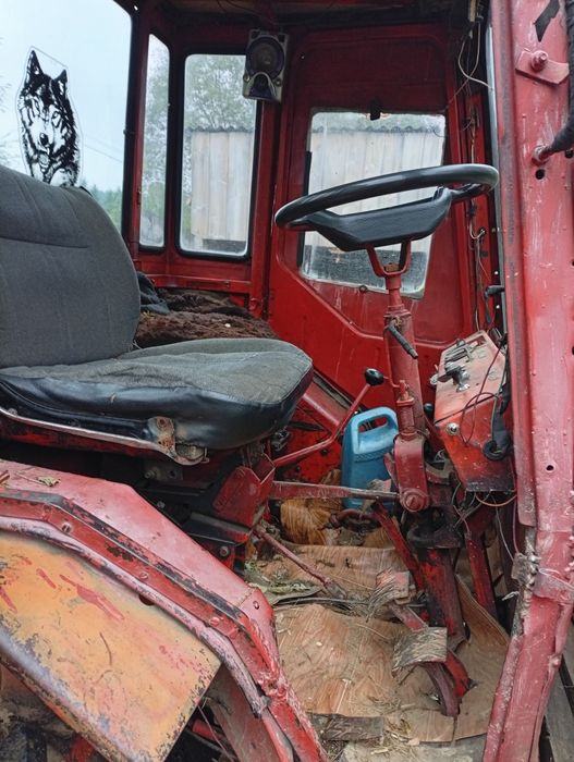 Обміняю трактор т-16 на уаз 469