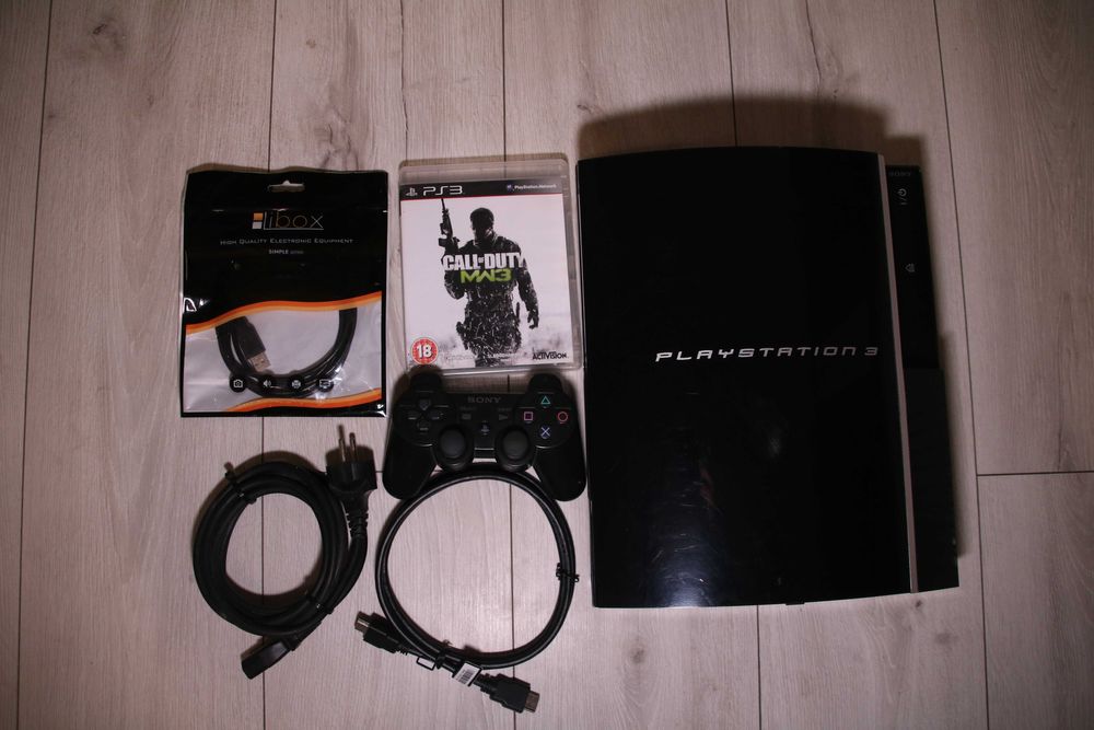 Zestaw startowy PS3 Fat 149GB +gra i rabat