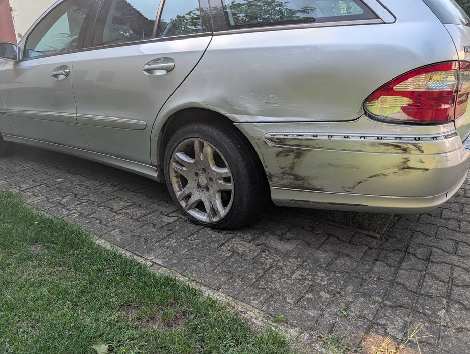 Mercedes W 211 kombii