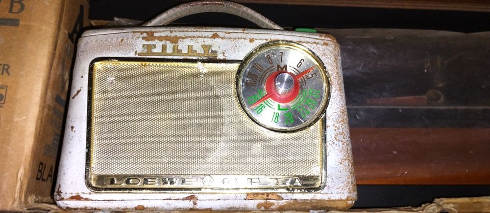 Приемник старинный