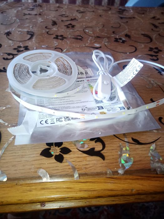Светодиодная лента с выключателем,подключение юсб.10 метров.